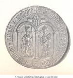 9 - Mosazné pečetidlo Svatovítské kapituly - z konce 14. století .jpg