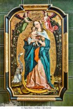 11. Panna Maria s Ježíškem v růžovém keři.jpg